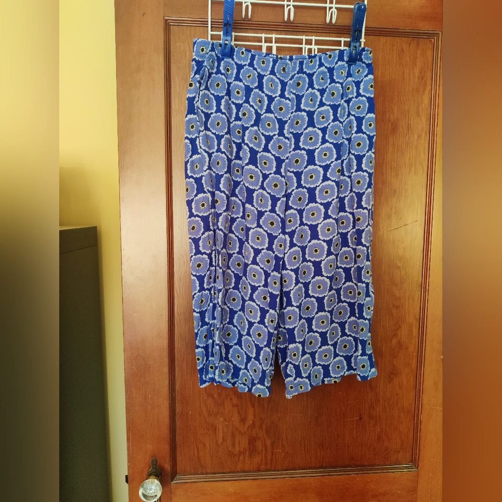 Uniqlo Relaco 3/4 Floral Print Pants  💠